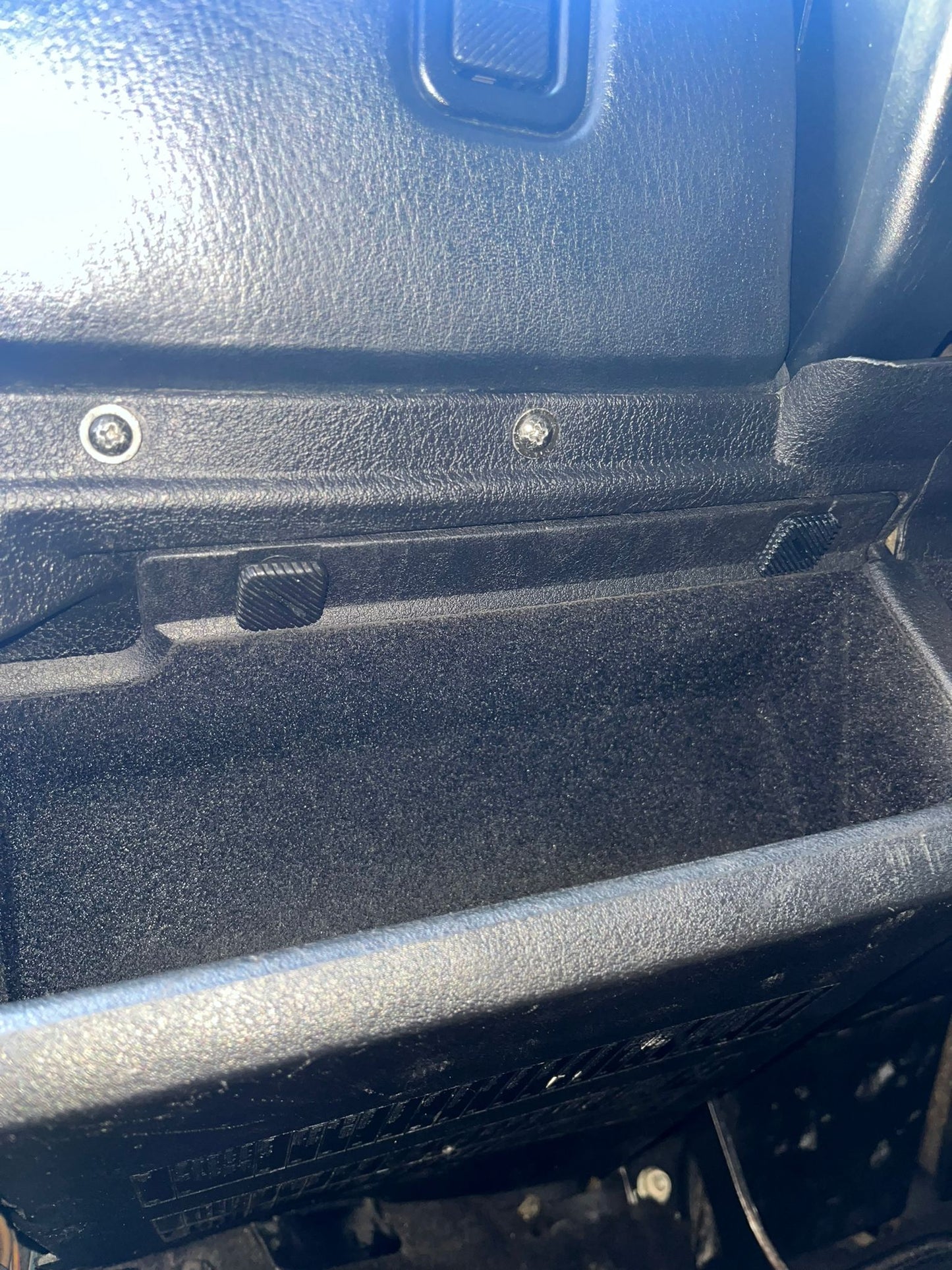 Corrado Volkswagen Grapa tapa fusibles