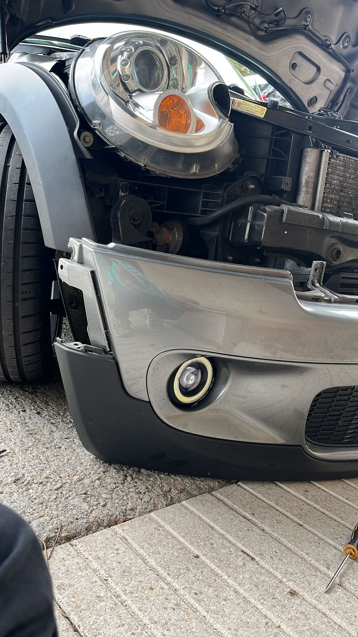 MINI R56 Soporte Antiniebla LED Universal